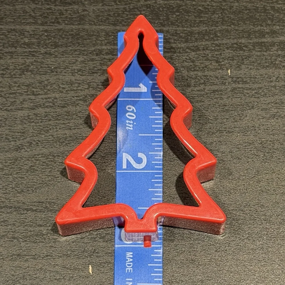 Plastic Christmas Cookie Cutter Lot of 6 Red Tree Star Angel‎ Santa Bell Flake